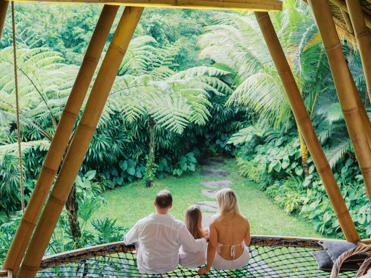 artistic-family-moment-hideout-bali-nature-vibe