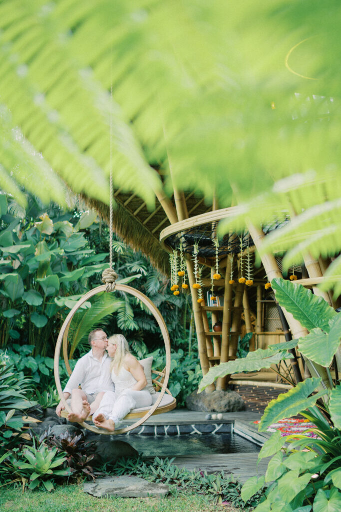 artistic-family-moment-hideout-bali-nature-vibe