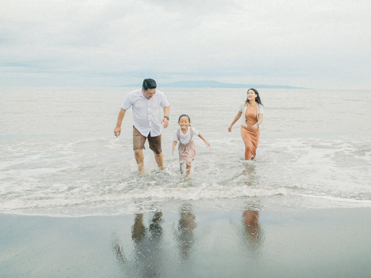 Family Session at Saba Beach
