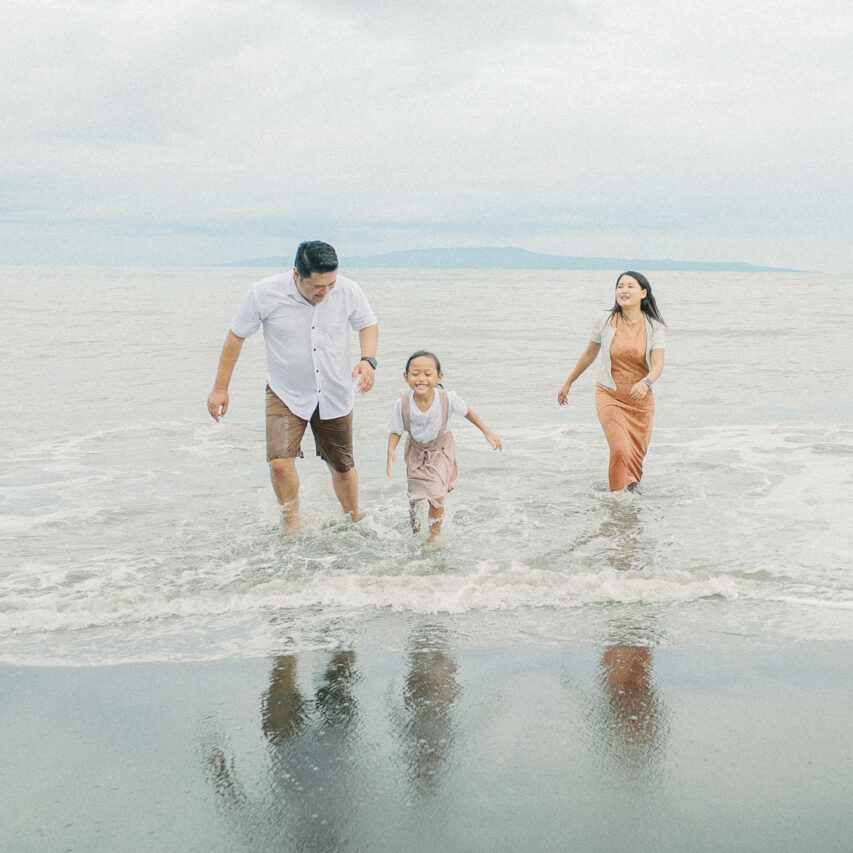 Family Session at Saba Beach