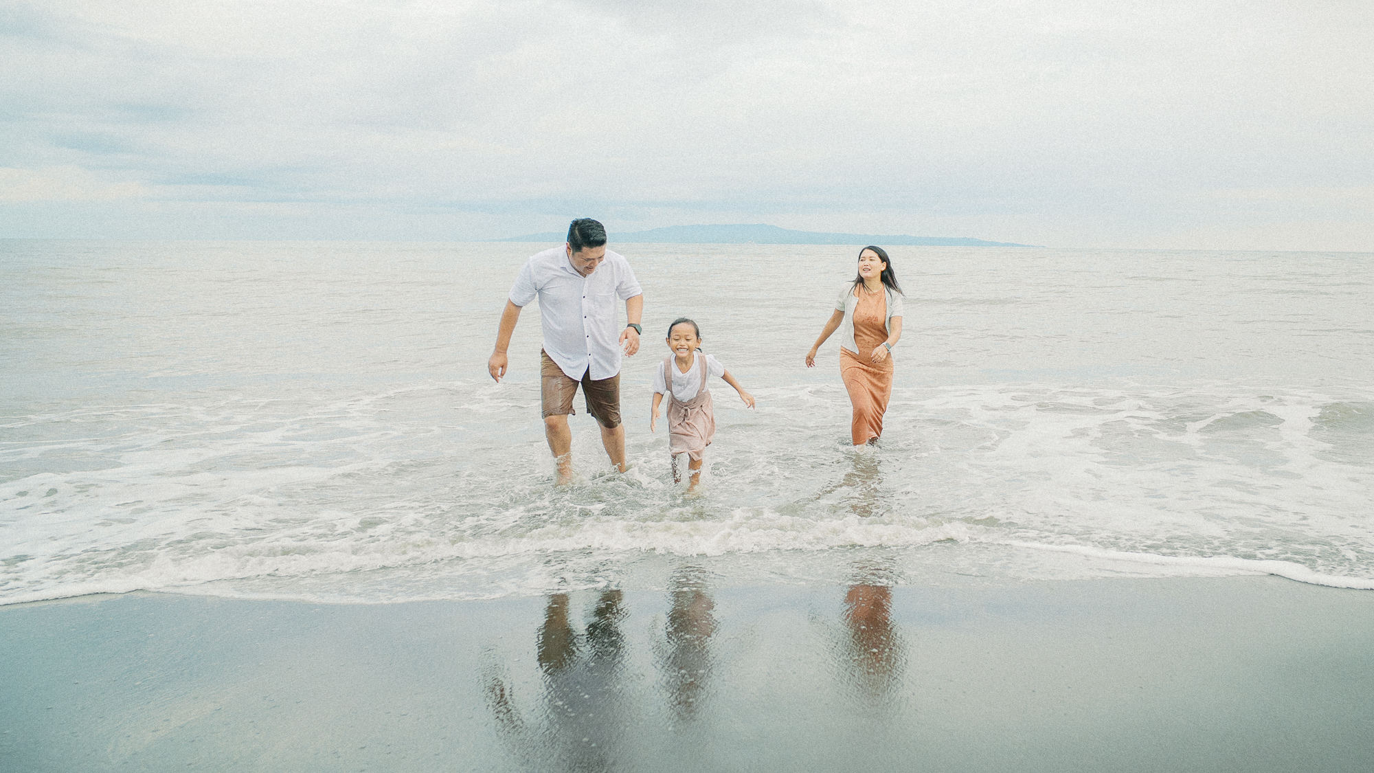 Family Session at Saba Beach